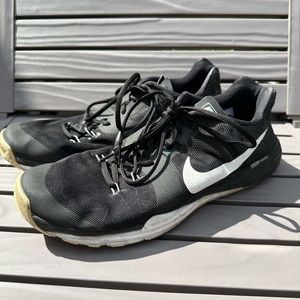 Nike Dual Fusion Training Men's Athletic Shoes Size 11